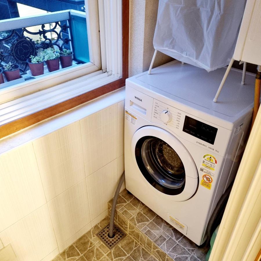 Hongik Hongdae Yeonnam Hoi-House Apartamento Seúl Exterior foto