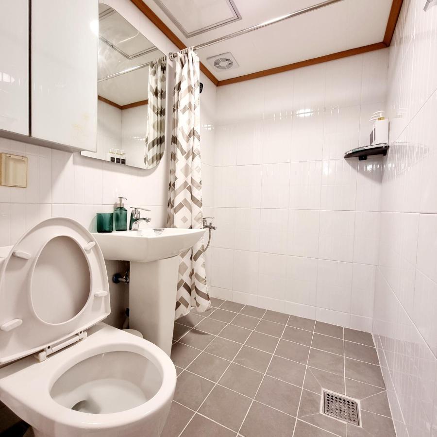 Hongik Hongdae Yeonnam Hoi-House Apartamento Seúl Exterior foto